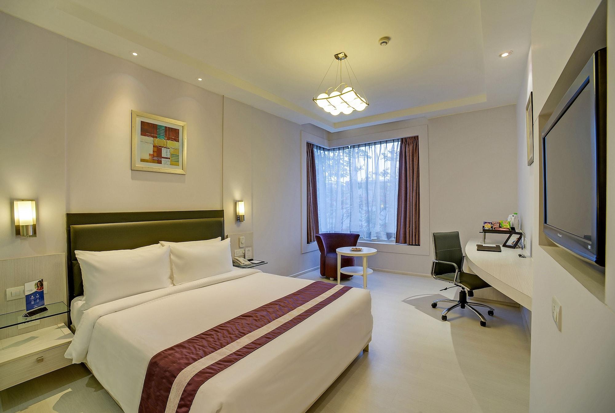 Sarovar Portico Naraina, Hotel New Delhi Eksteriør billede