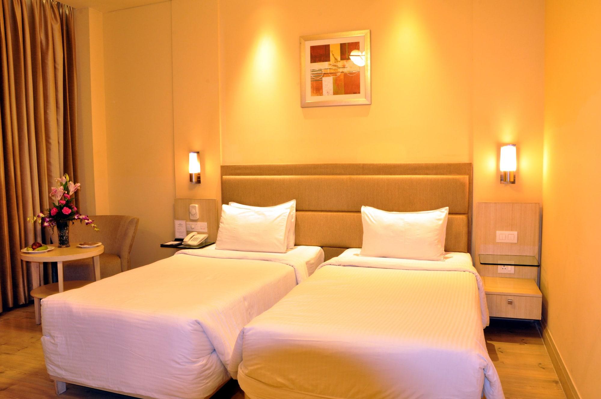 Sarovar Portico Naraina, Hotel New Delhi Eksteriør billede
