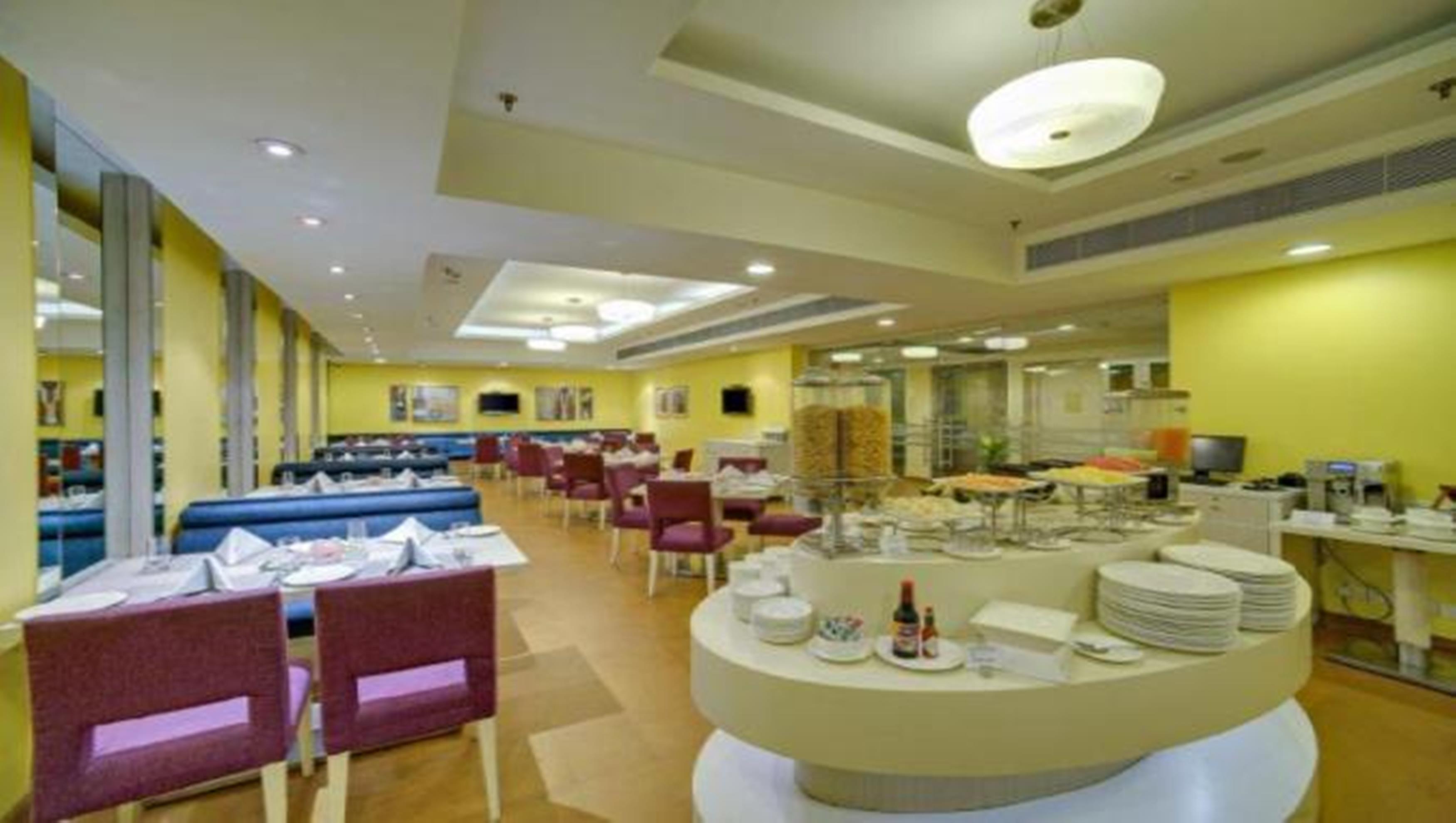 Sarovar Portico Naraina, Hotel New Delhi Eksteriør billede