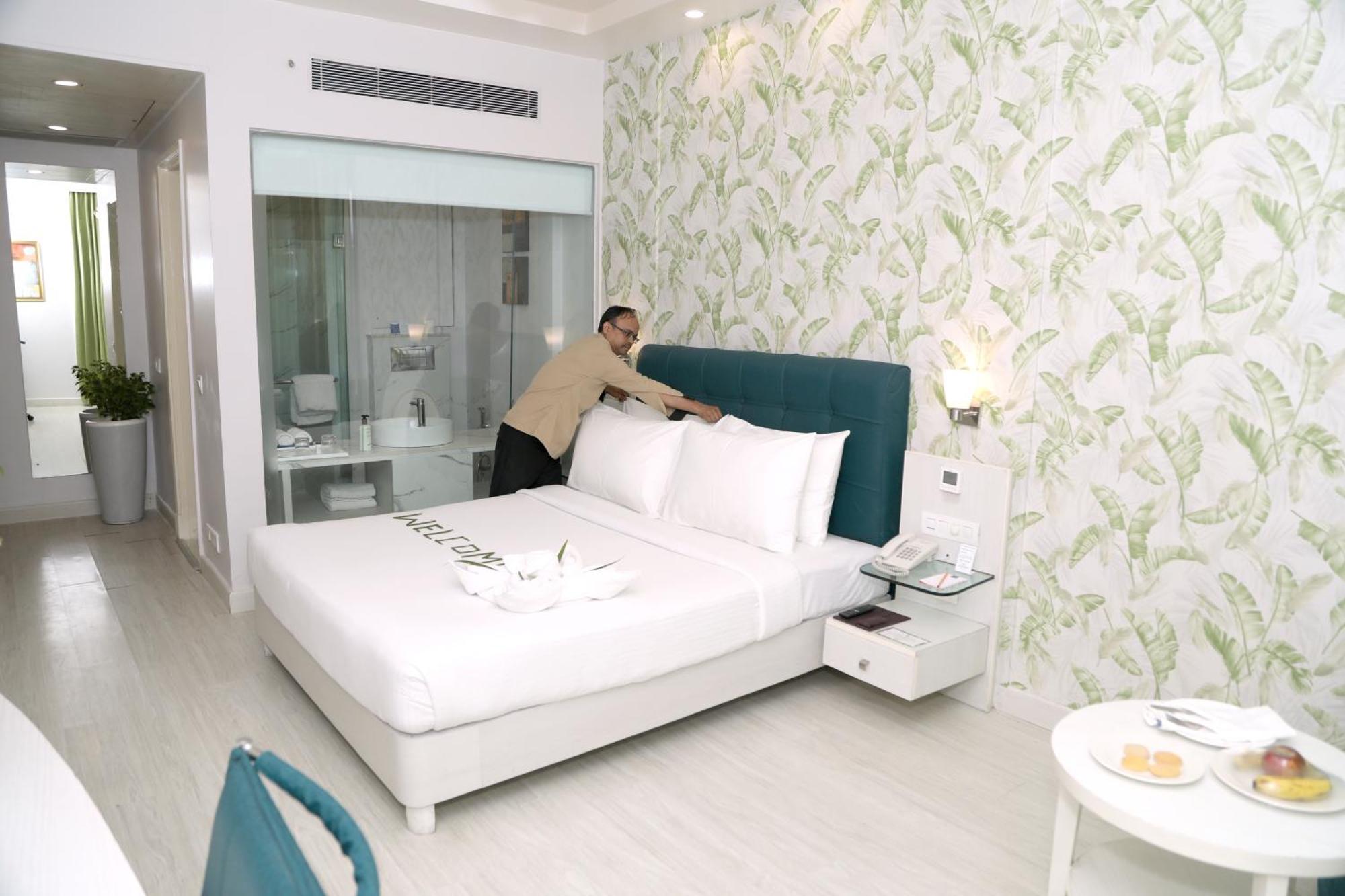Sarovar Portico Naraina, Hotel New Delhi Eksteriør billede