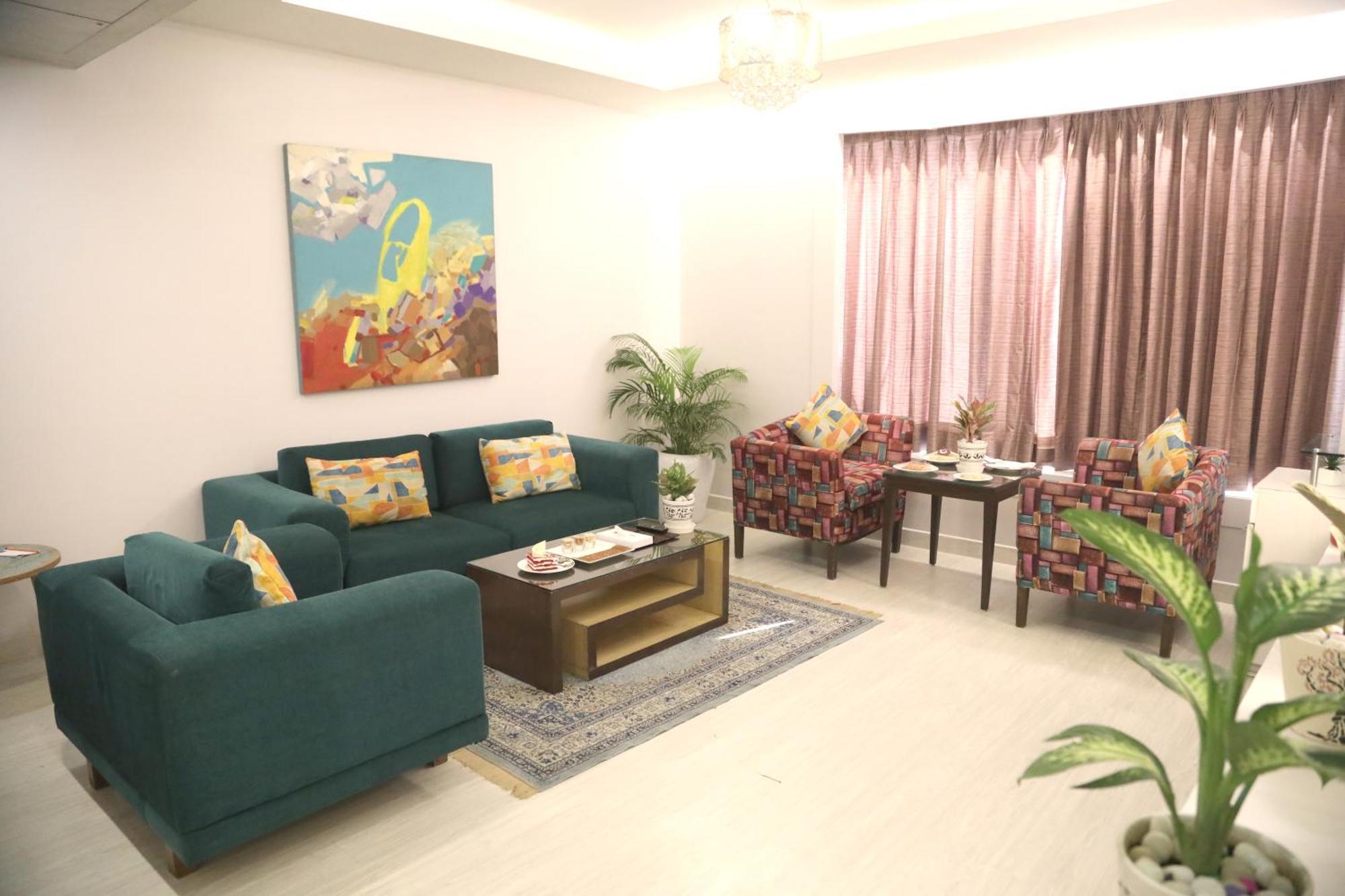 Sarovar Portico Naraina, Hotel New Delhi Eksteriør billede