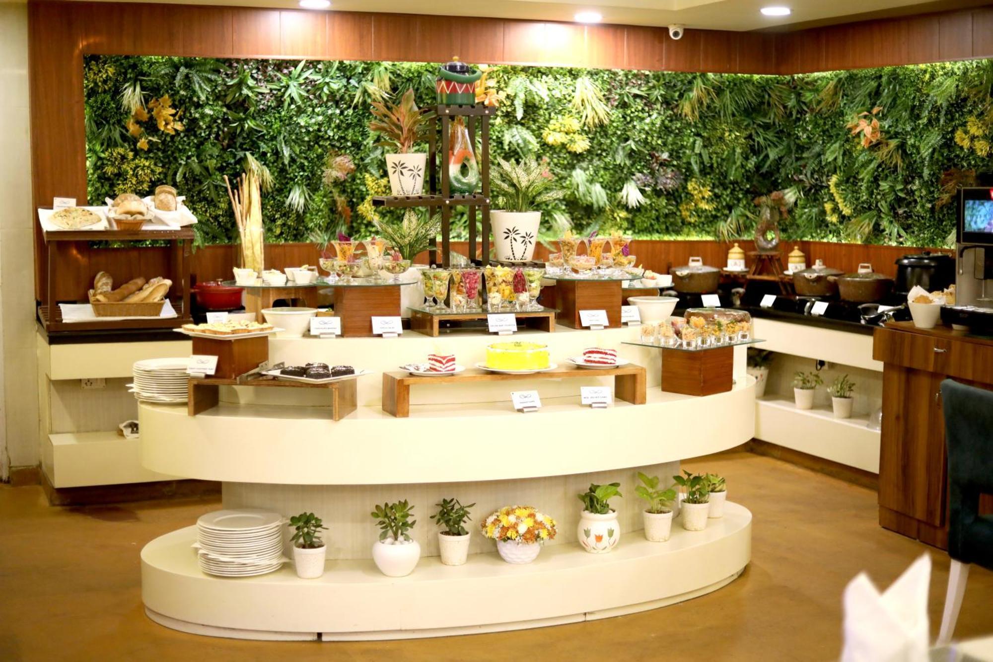 Sarovar Portico Naraina, Hotel New Delhi Eksteriør billede