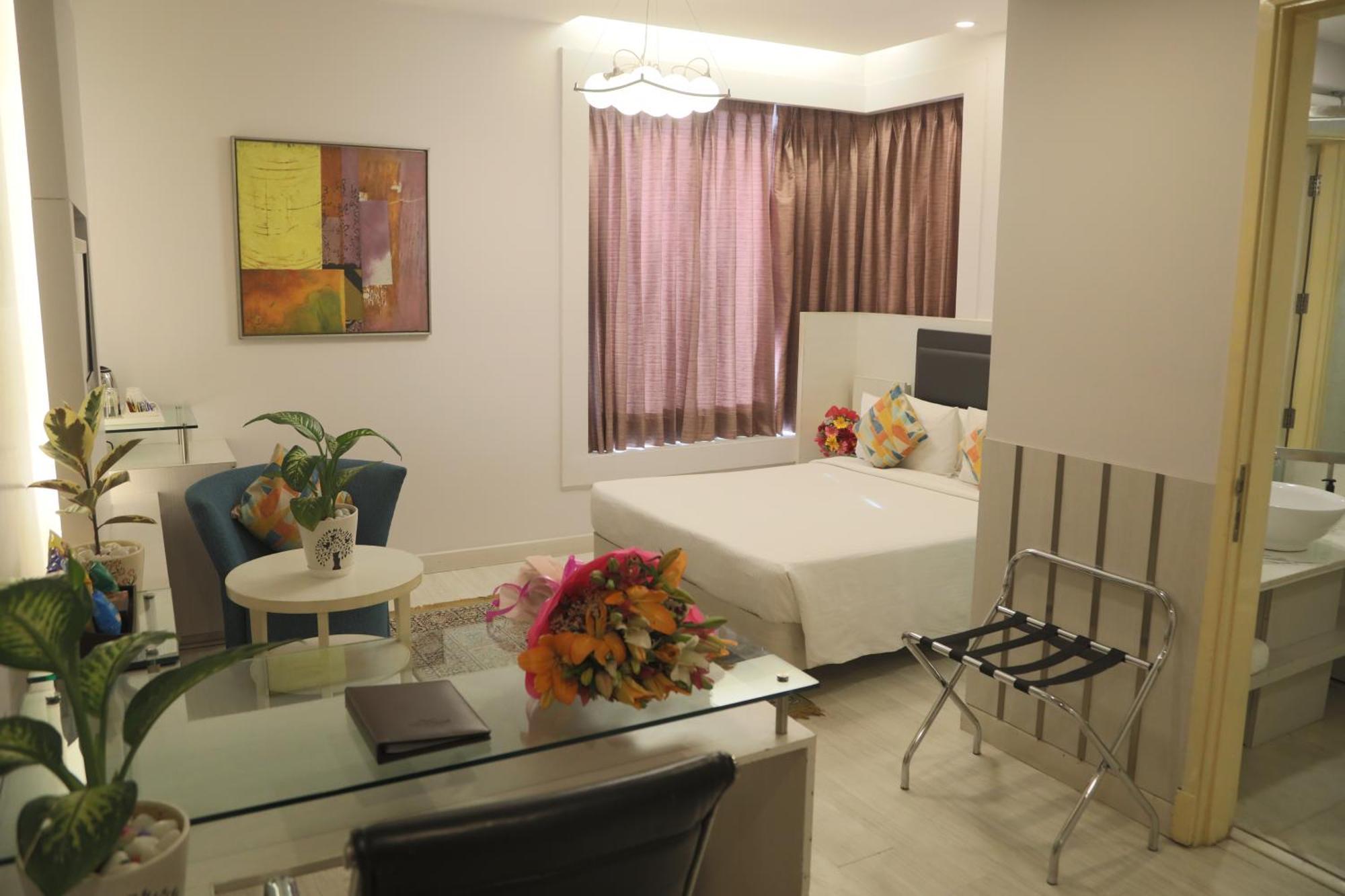 Sarovar Portico Naraina, Hotel New Delhi Eksteriør billede